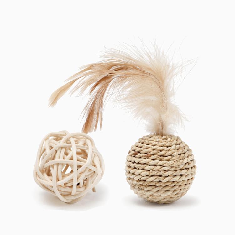 Interactive Bell & Feather Ball Set - Pawsome Couture